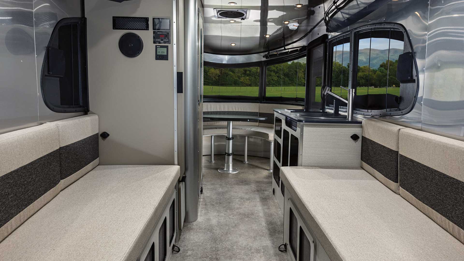 Basecamp Xe Rear Seating