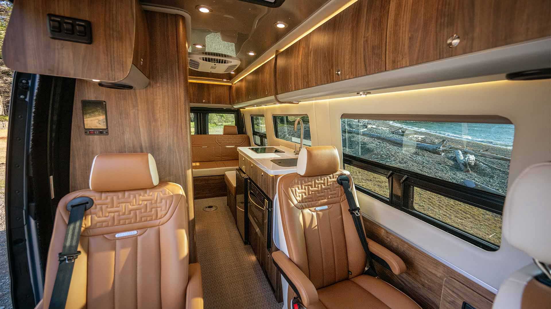 Interstate 24GLX Seating