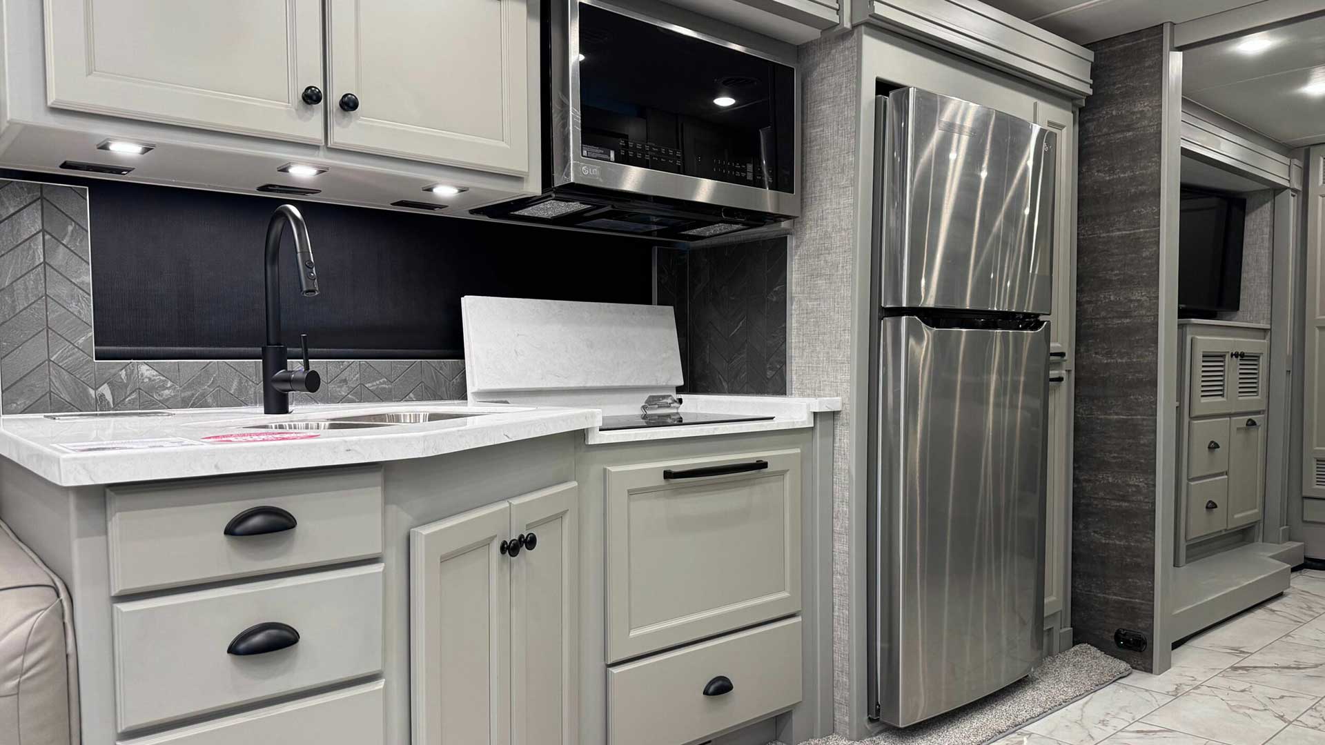 Allegro RED Galley