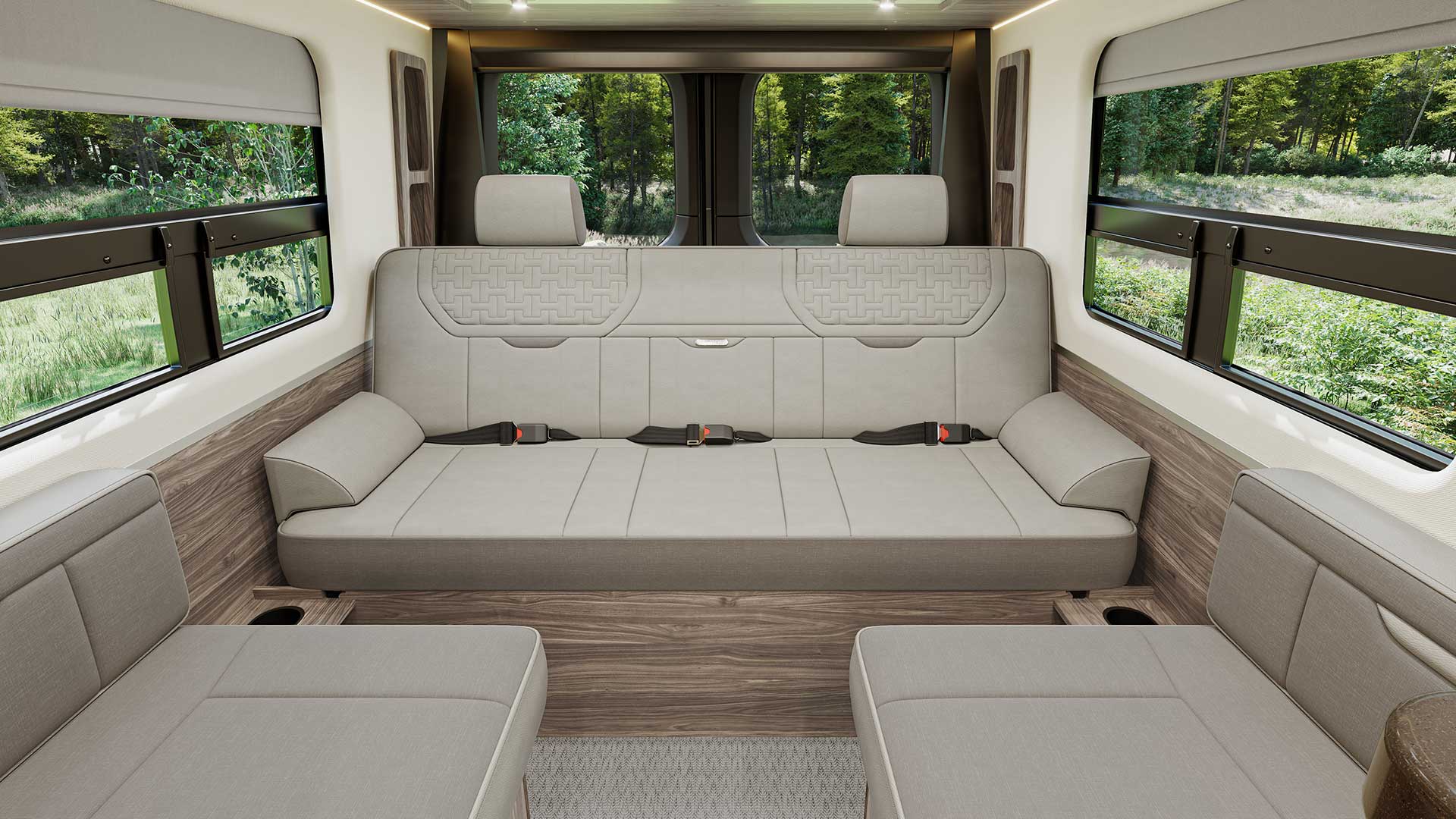model gallery images 2027 interstate 24gl back view