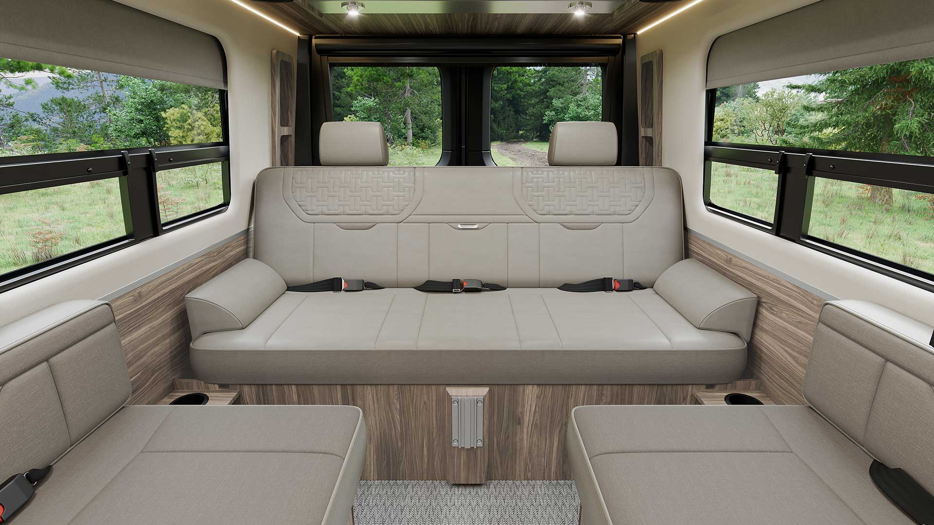 model gallery images 2027 interstate 24gt back view