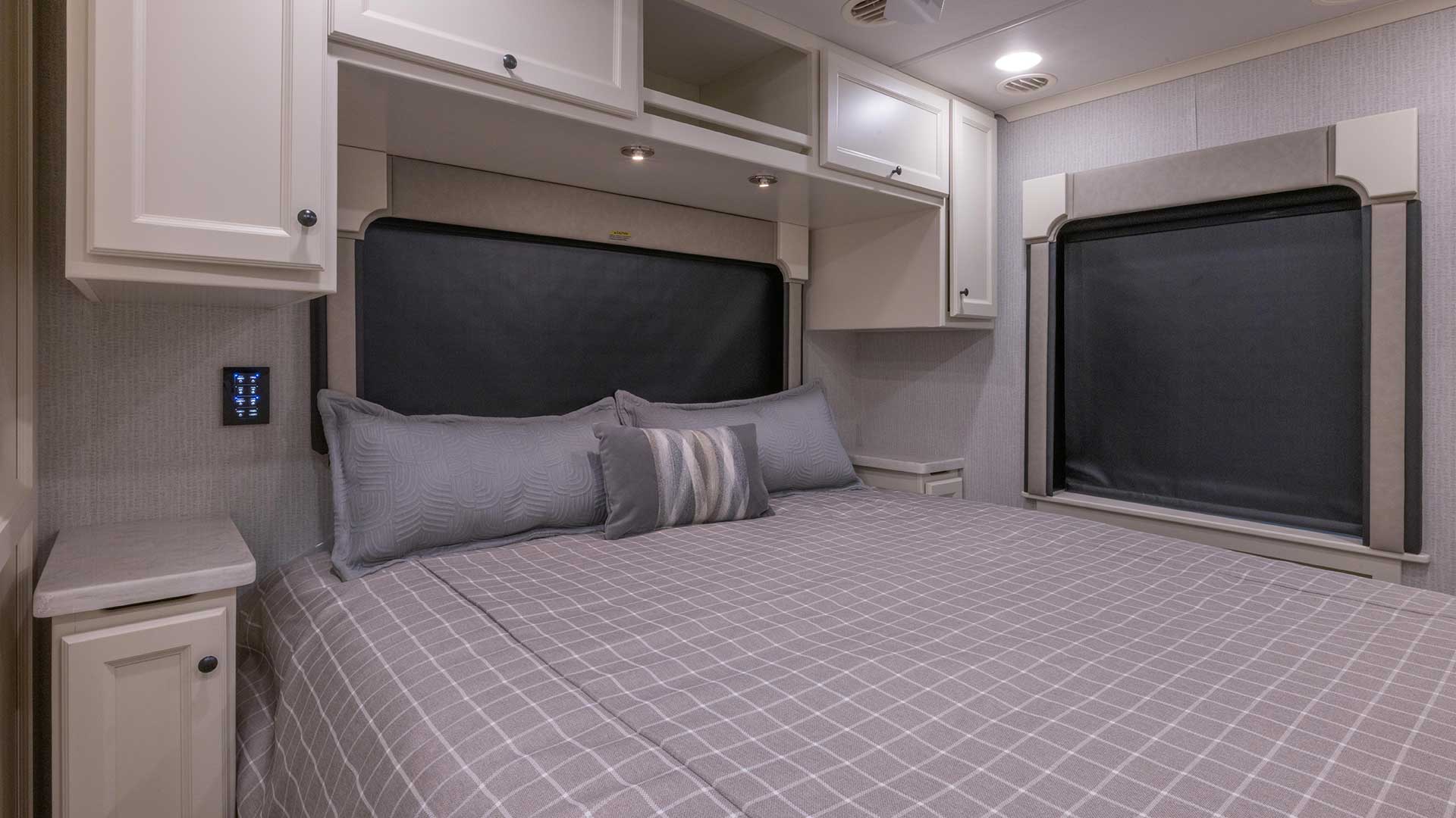 model gallery images 2027 open road bed
