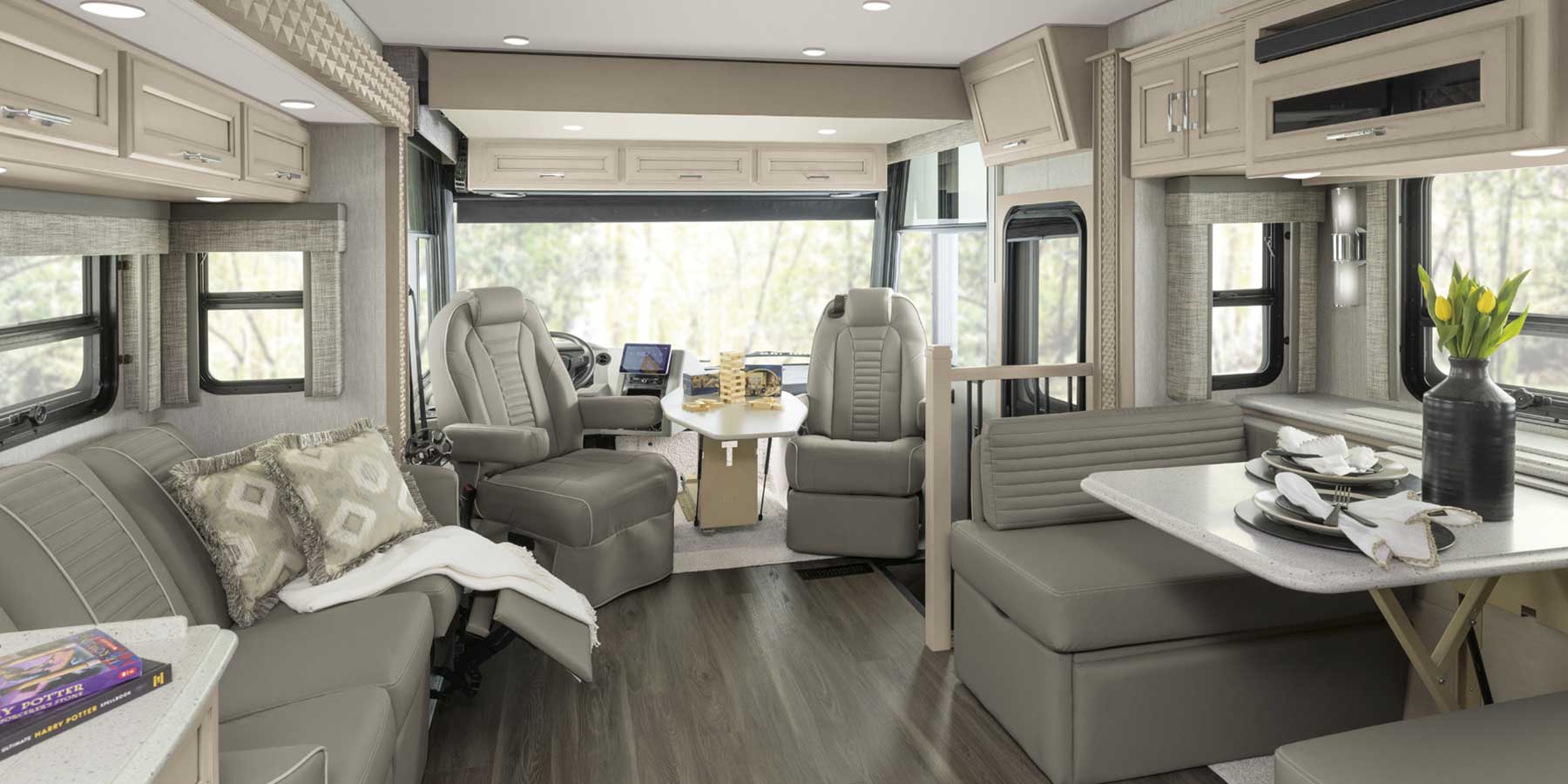 2023 Bay Star Interior