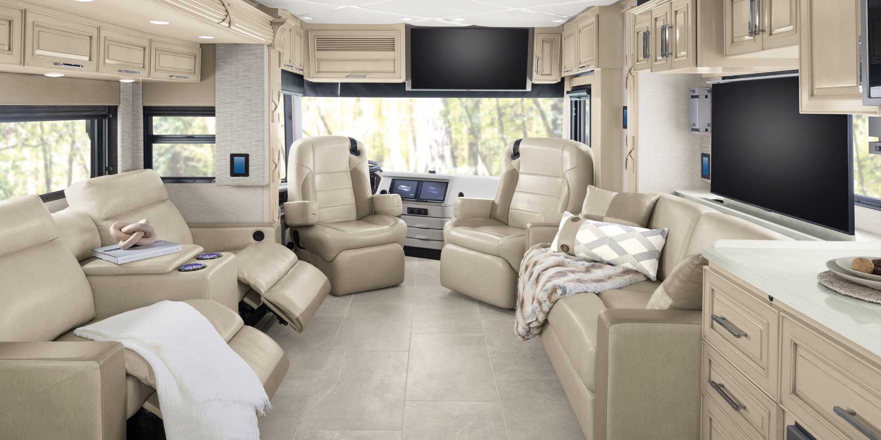 2024 Mountain Aire Interior