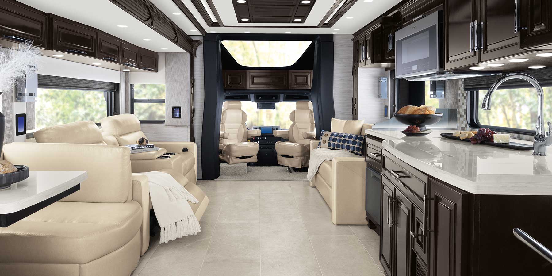 2024 Supreme Aire Interior