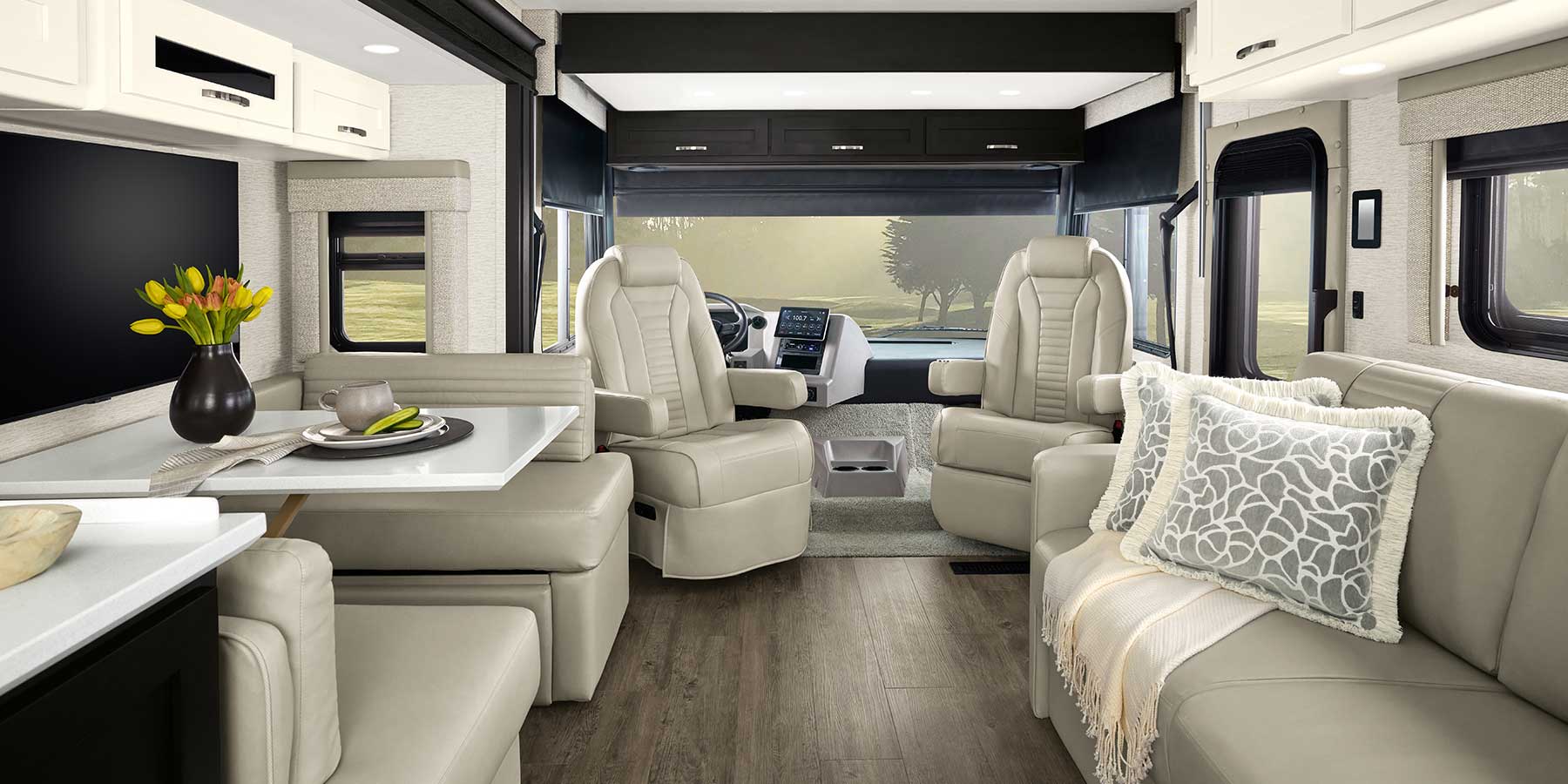 2025 Bay Star Sport Interior