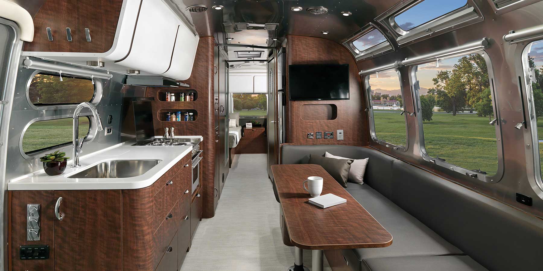 2021 Airstream Globetrotter Interior