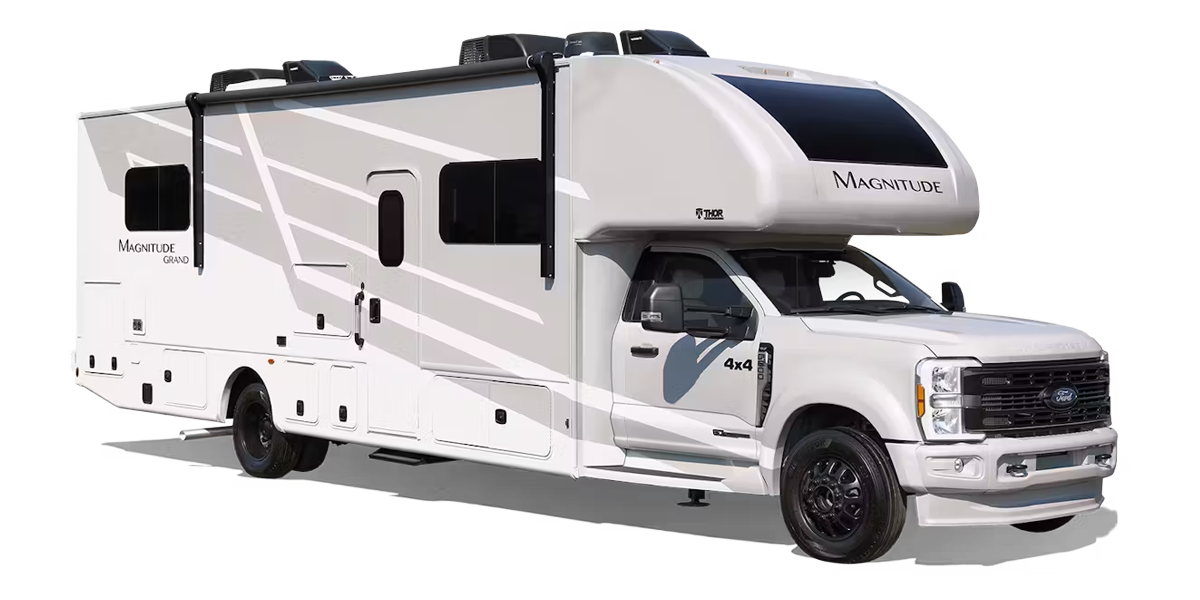 2026 Thor Magnitude Grand Super C Diesel 4x4 Motorhome